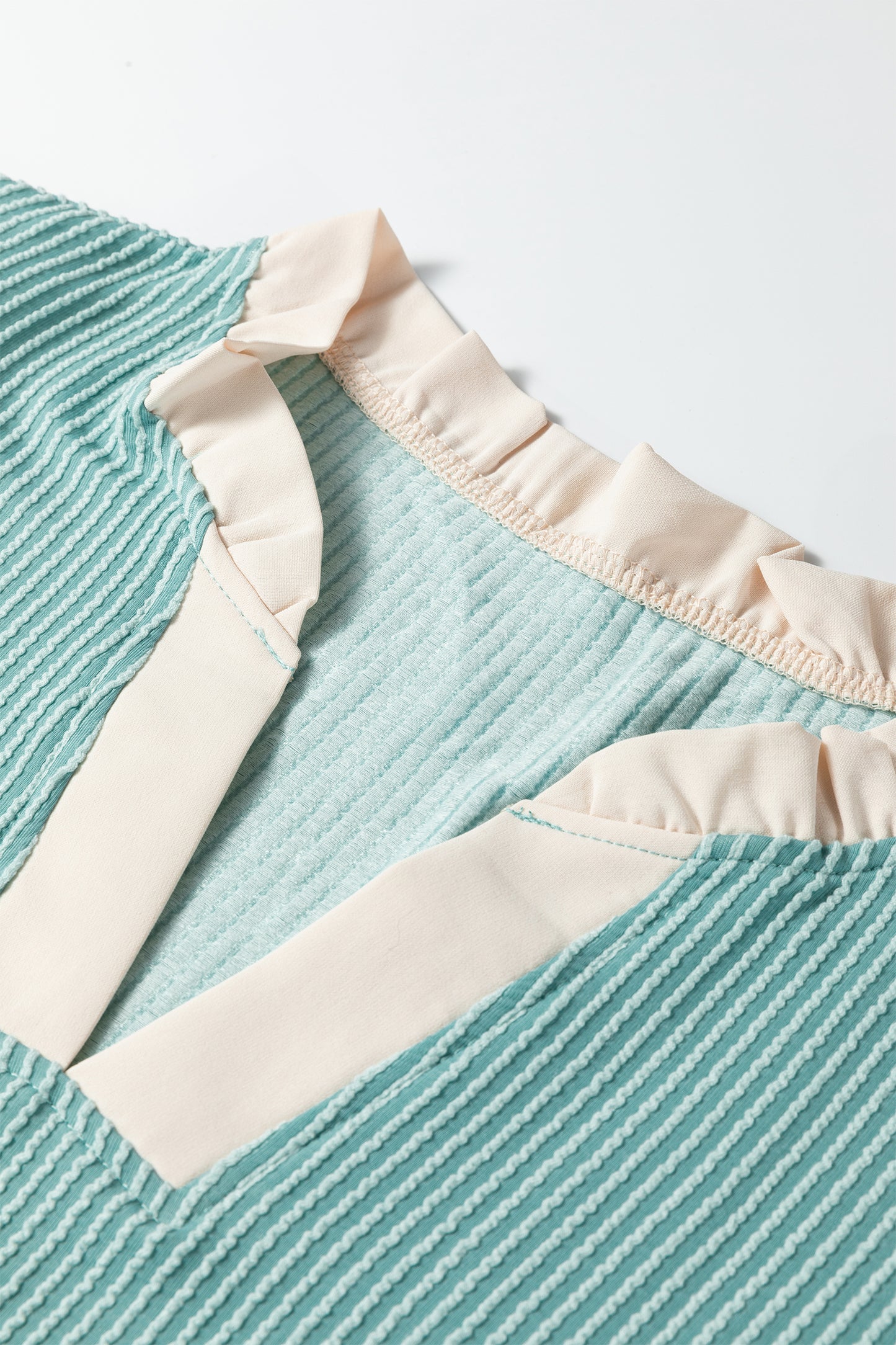 Black Plus Size Contrast Frilled Neckline Ruffled Short Sleeve Ribbed Textured Blouse