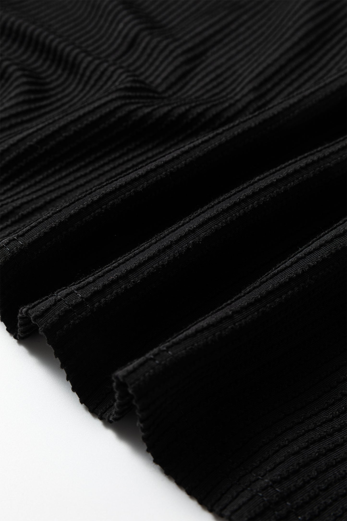 Black Plus Size Contrast Frilled Neckline Ruffled Short Sleeve Ribbed Textured Blouse