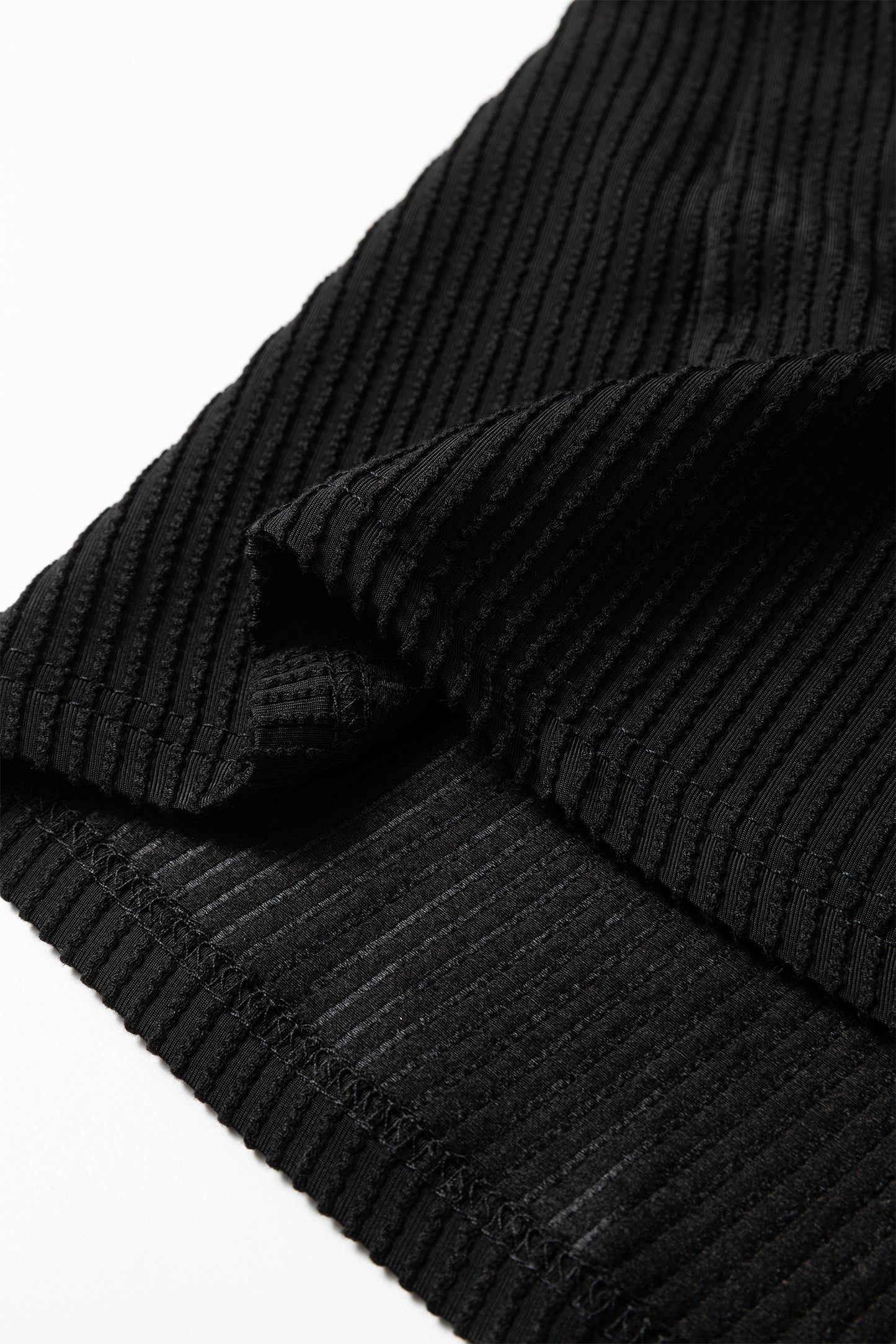 Black Plus Size Contrast Frilled Neckline Ruffled Short Sleeve Ribbed Textured Blouse