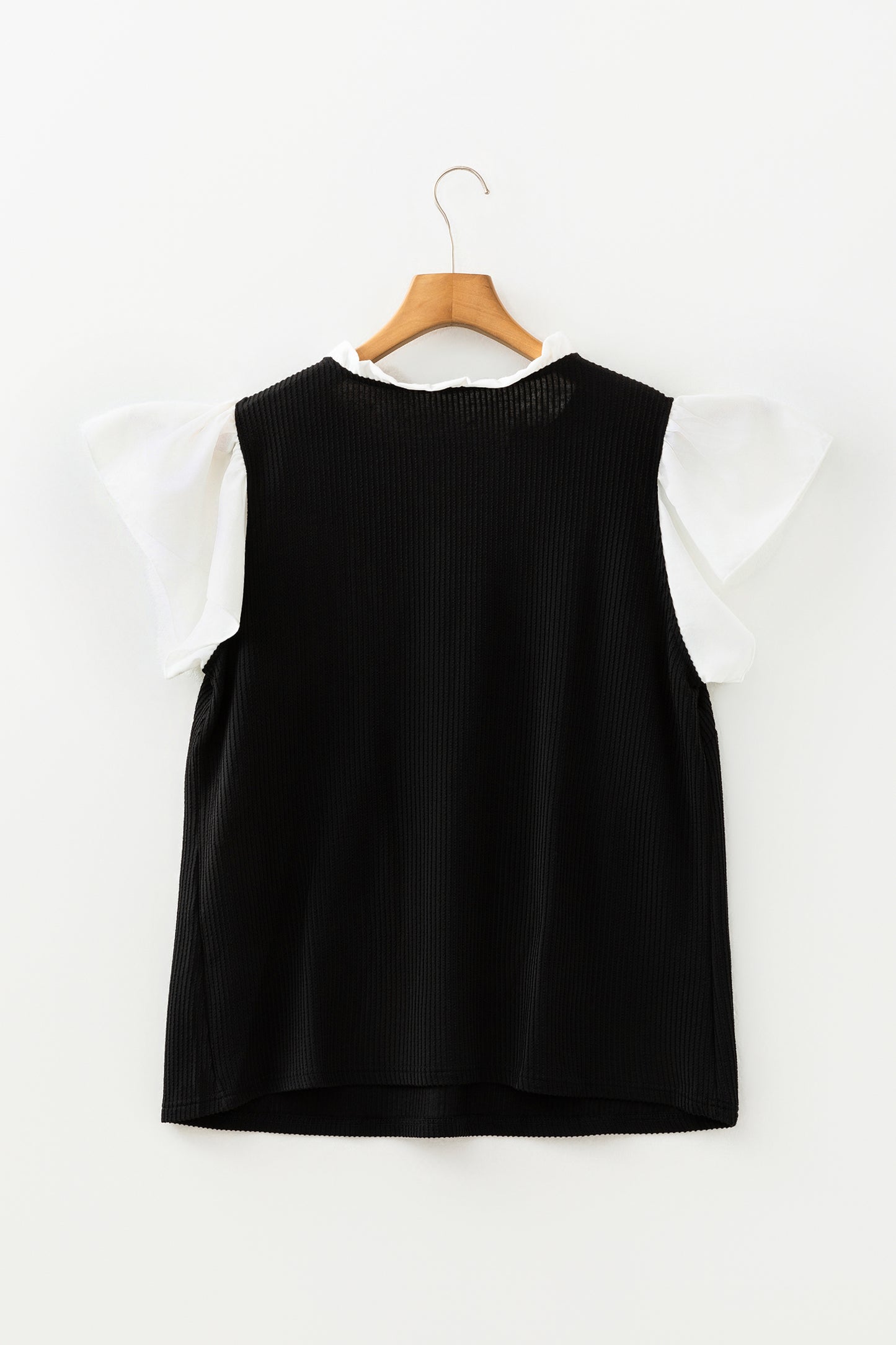 Black Plus Size Contrast Frilled Neckline Ruffled Short Sleeve Ribbed Textured Blouse